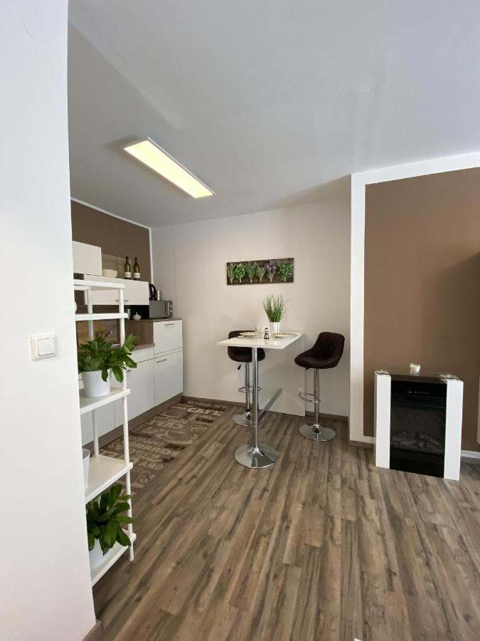 #Lowcosthighcomfortgoess Apartment Goss Екстериор снимка
